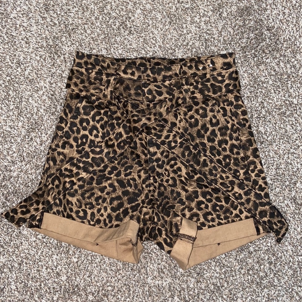 Cheetah print high waisted shorts
